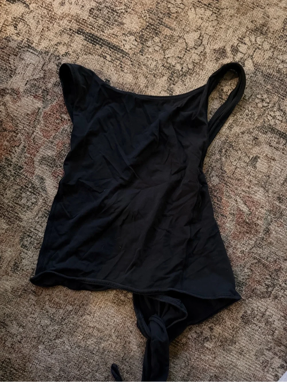Lululemon Twist Me Up Crop Tank Black Wrap Tie Lightweight Top